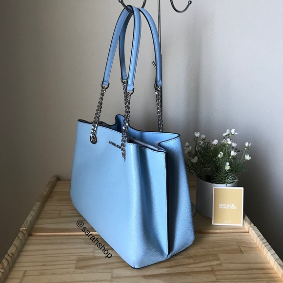 🌼Michael Kors Purse - Picture 3 of 11